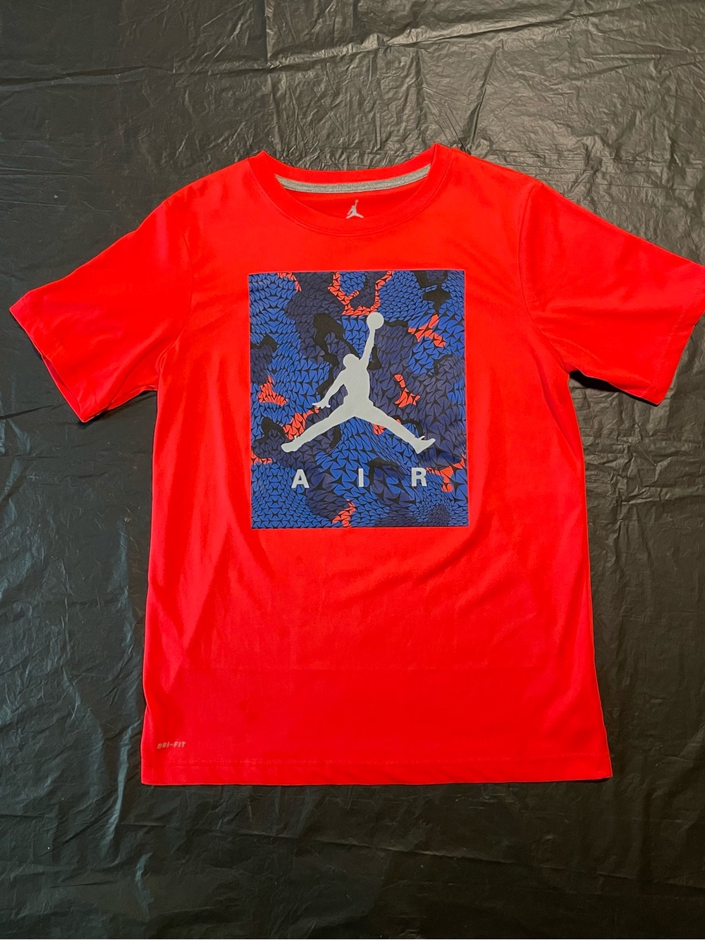 Jordan Dri-FIT Youth XL Graphic Shirt Red Jumpman Athletic Basketball Tee